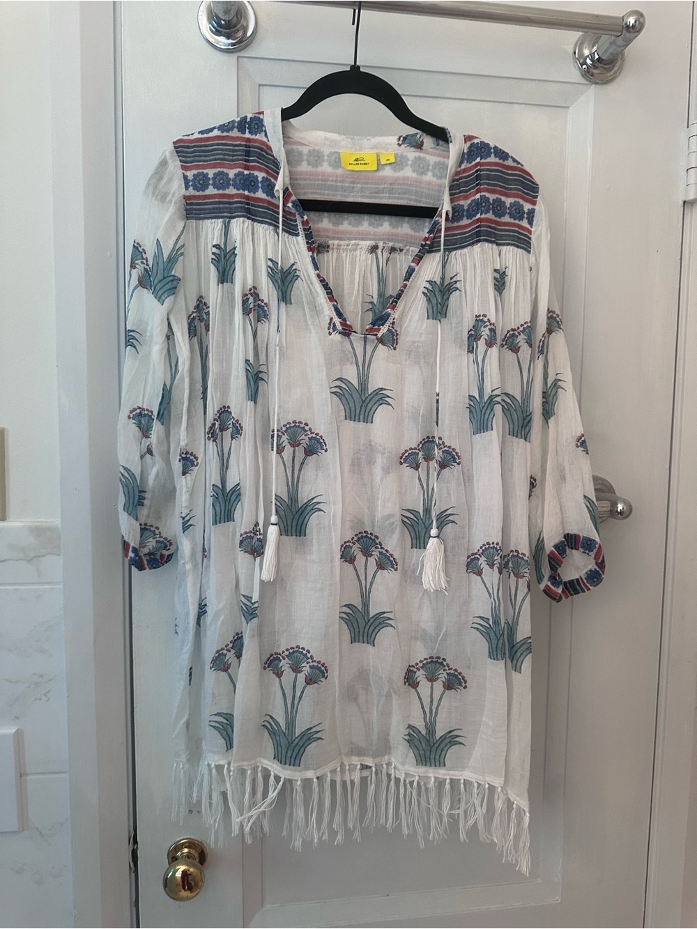 Roller Rabbit White Embroidered Tassel Fringe Tunic with Teal Floral Motif